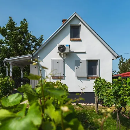 Bleicher Borbirtok Apartmán *